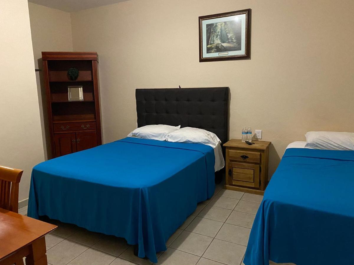 Estancia Santa Fe Celaya  Exterior photo