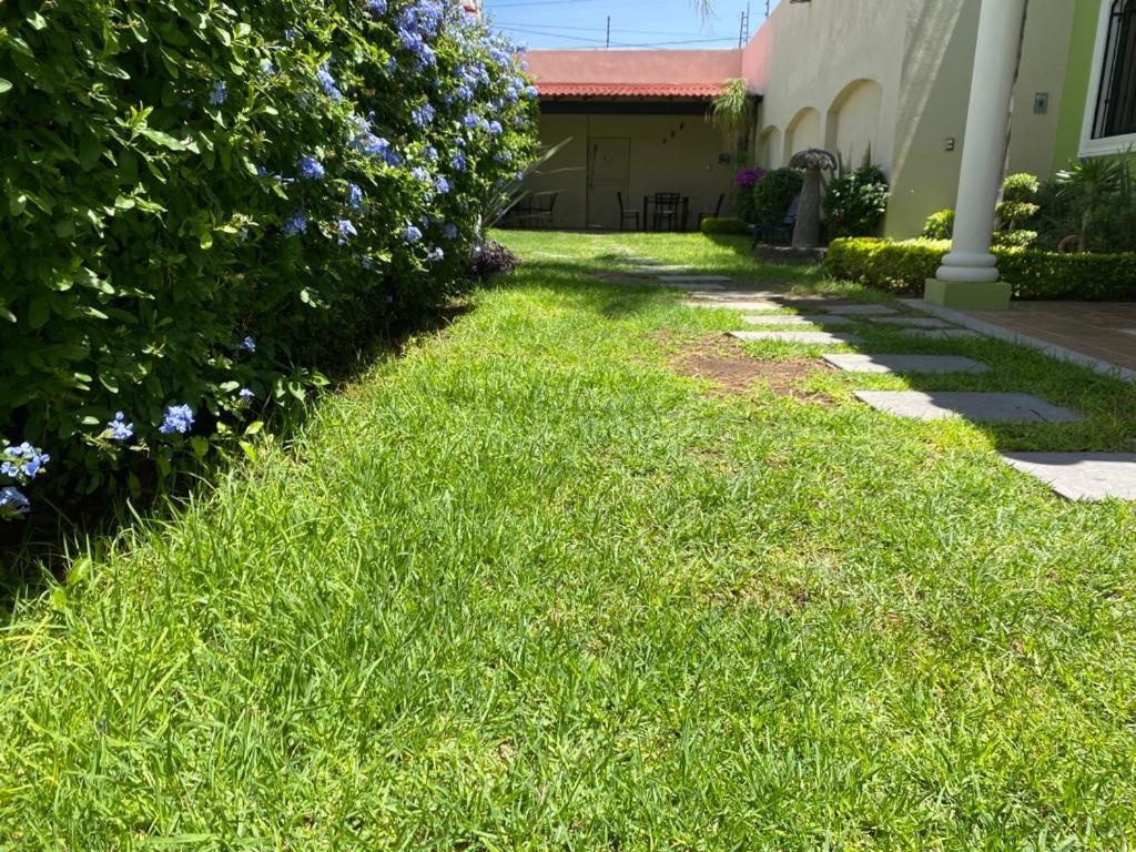 Estancia Santa Fe Celaya  Exterior photo